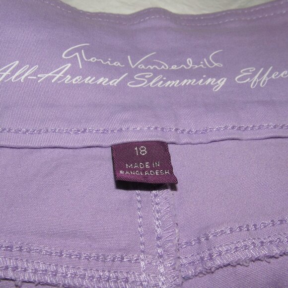 NWT GLORIA VANDERBILT Amanda Pull-On Bermuda Purple Shorts Size 18– Slimming - Picture 5 of 7